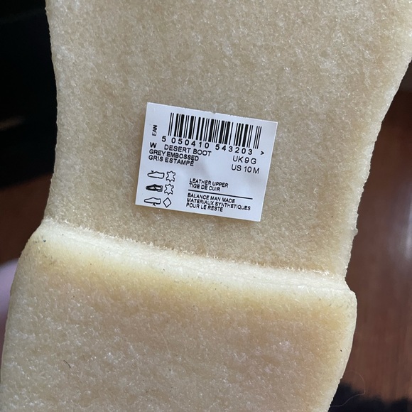 BAPE x CLARKS - Picture 4 of 7